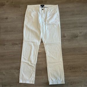 TAYLRD White Casual Chino Pants